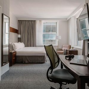 Club Quarters Hotel Faneuil Hall, Boston